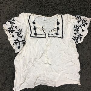 Women bundle includes an old navy dress, two blouse